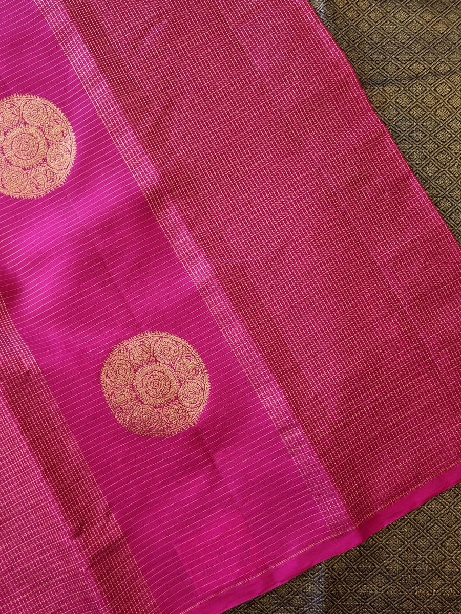 SKYLINE SPLENDOUR - Pure Kanjivaram Silk Saree with Gold Zari